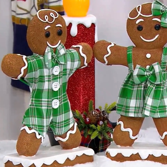 Set of 2 Gingerbread Boy & Girl in Plaid by Valerie Parr Hill - Picture 2 of 2